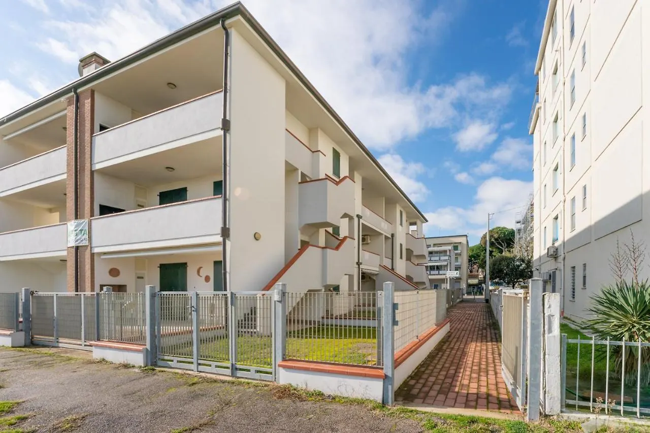 Smith 3B Apartment Llido Degli Estensi 0*,