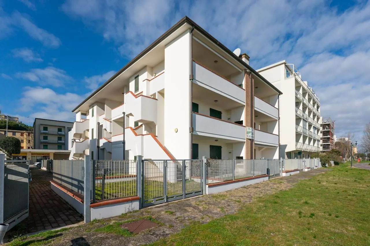 Smith 3B Apartment Llido Degli Estensi