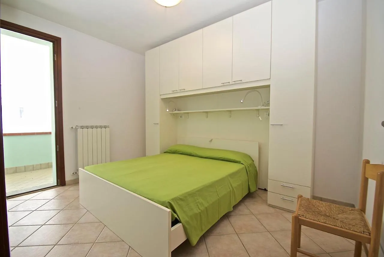 Smith 3B Apartment Llido Degli Estensi Italy